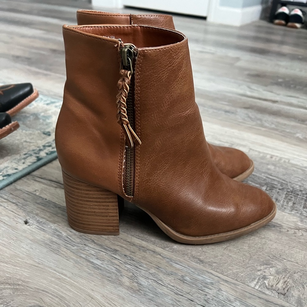 Cute tan ankle booties